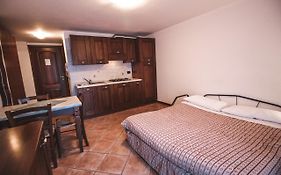 Residence Aquila - Mono Le Tre Dame